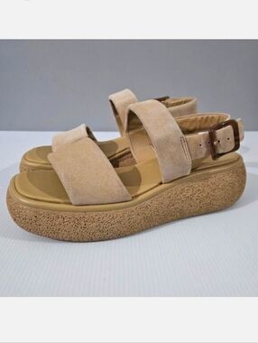Vince Laguna Platform Slingback Sandal Womens 9.5 Blonde Suede Two Band